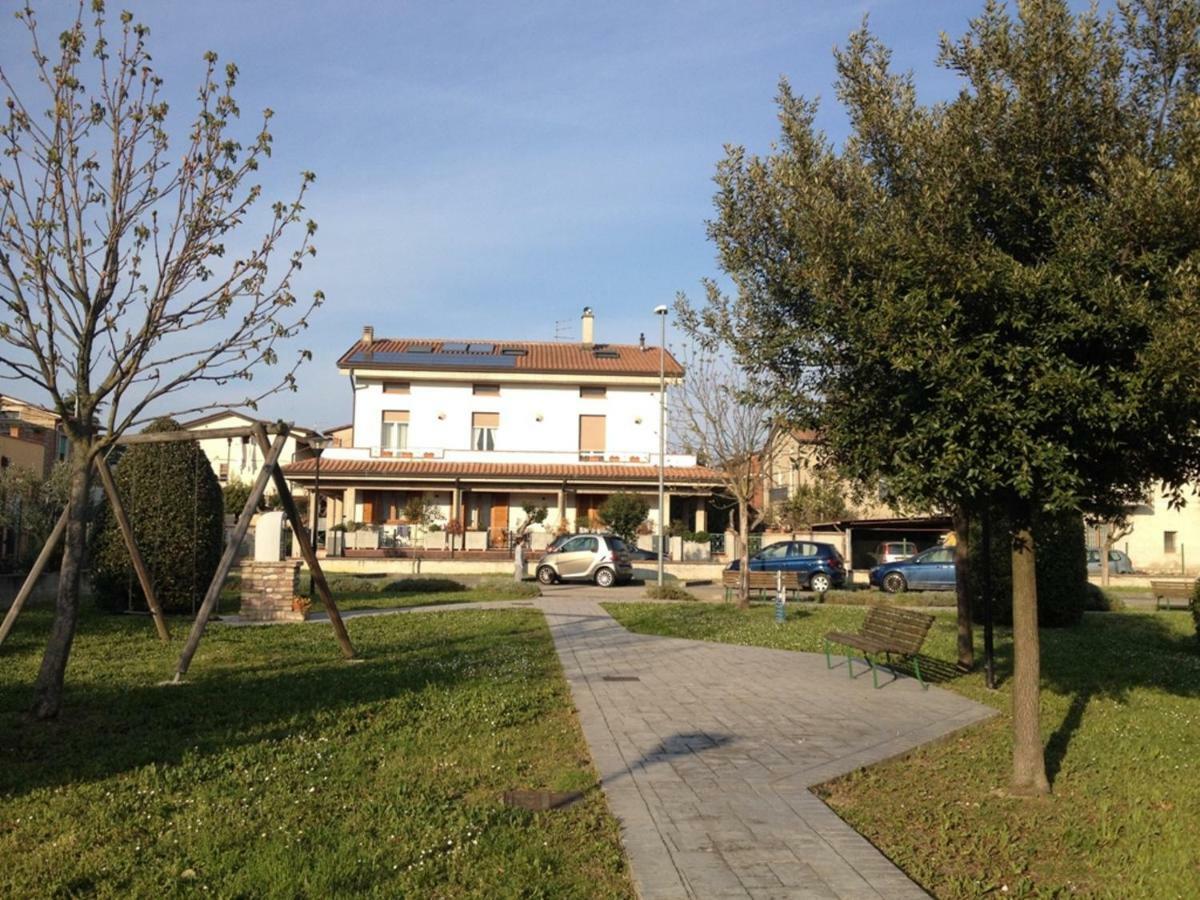 House Degli Angeli Rooms Asyż Zewnętrze zdjęcie