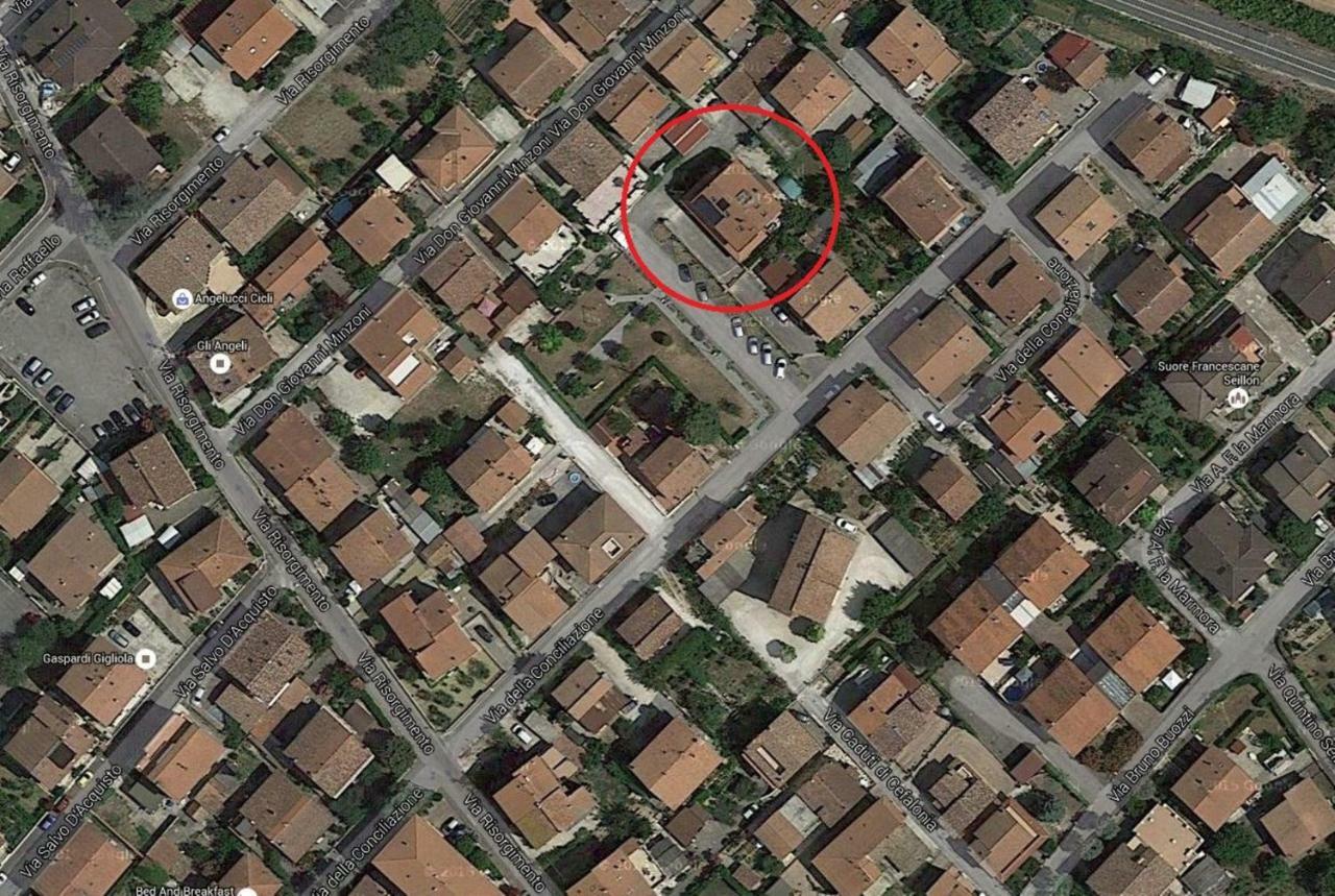House Degli Angeli Rooms Asyż Zewnętrze zdjęcie