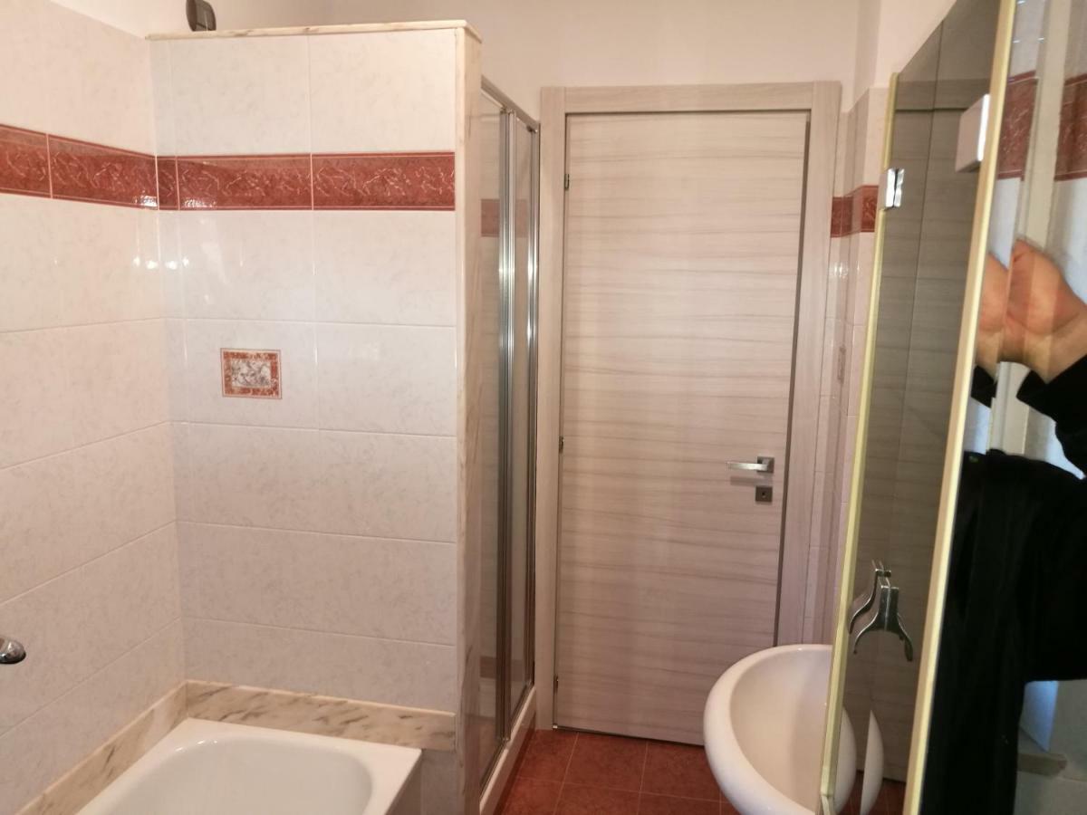 House Degli Angeli Rooms Asyż Zewnętrze zdjęcie